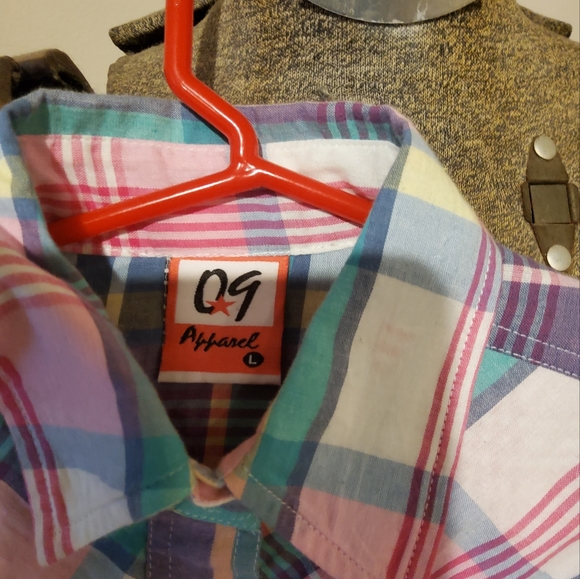 09 Apparel Pearl Snap Top - Picture 3 of 3